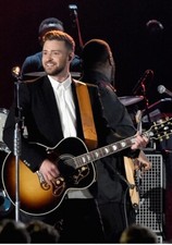 Justin Timberlake Unsigned photo - Singer/actor - Donation to Cancer Charity *1