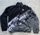 Picture 2 of 9