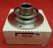 M939 M818 M931 Military Axle Yoke Deflector Flange 2520-01-126-9363 M939 M818 M931 Military Axle Yoke Deflector Flange 2520-01-126-9363