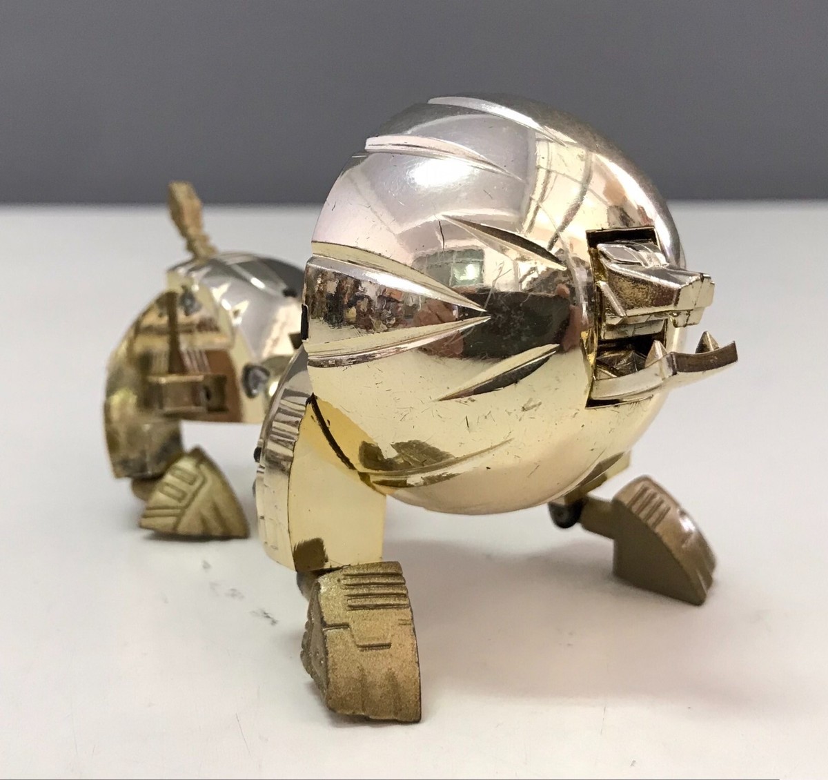 TAKARA 80's DIACLONE G1 PRE TRANSFORMERS MICRO CHANGE MC-15 LEO