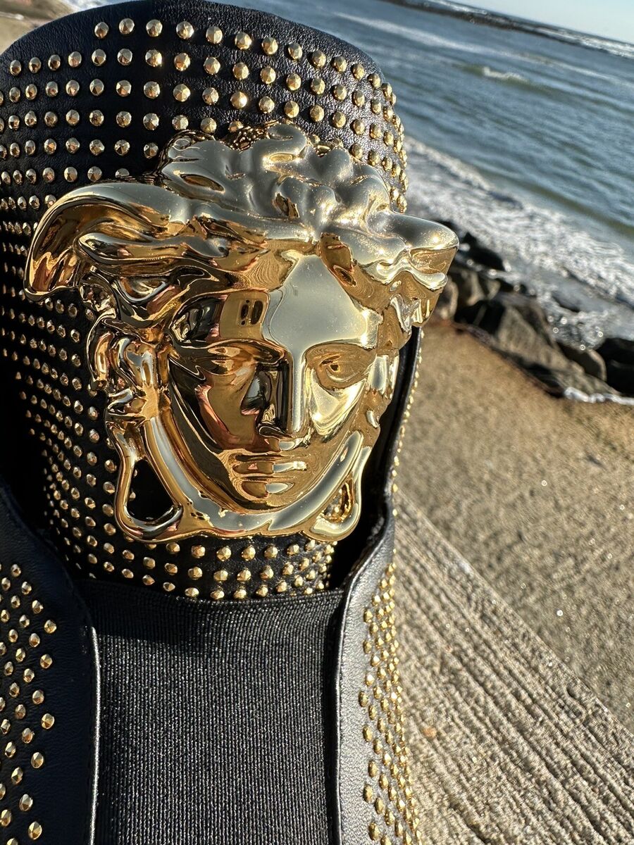 NEW 40 VERSACE sneaker black gold leather stud Medusa NEW 40 VERSACE sneaker black gold leather stud Medusa