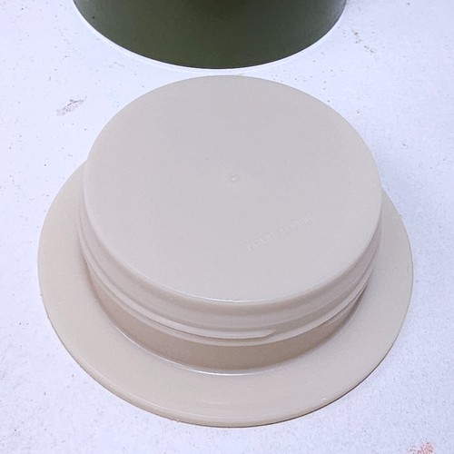 Vintage Thermos 7202 Avocado Green – 1 Pint - Picture 6 of 11