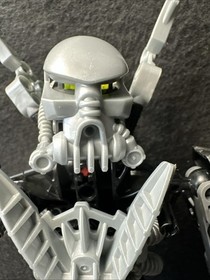 Lego Bionicle Hydraxon 8923 No Box No Book Missing 1 Finger 1075