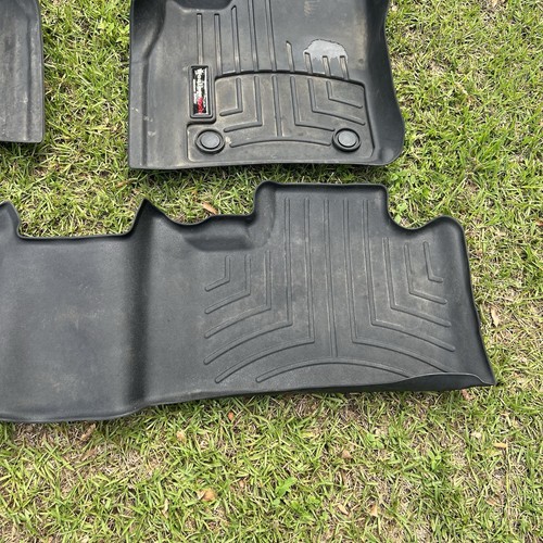 2013-2025 Dodge Durango Weather Tech Floor Mats (Bench Seating) 3 Rows - Picture 3 of 9