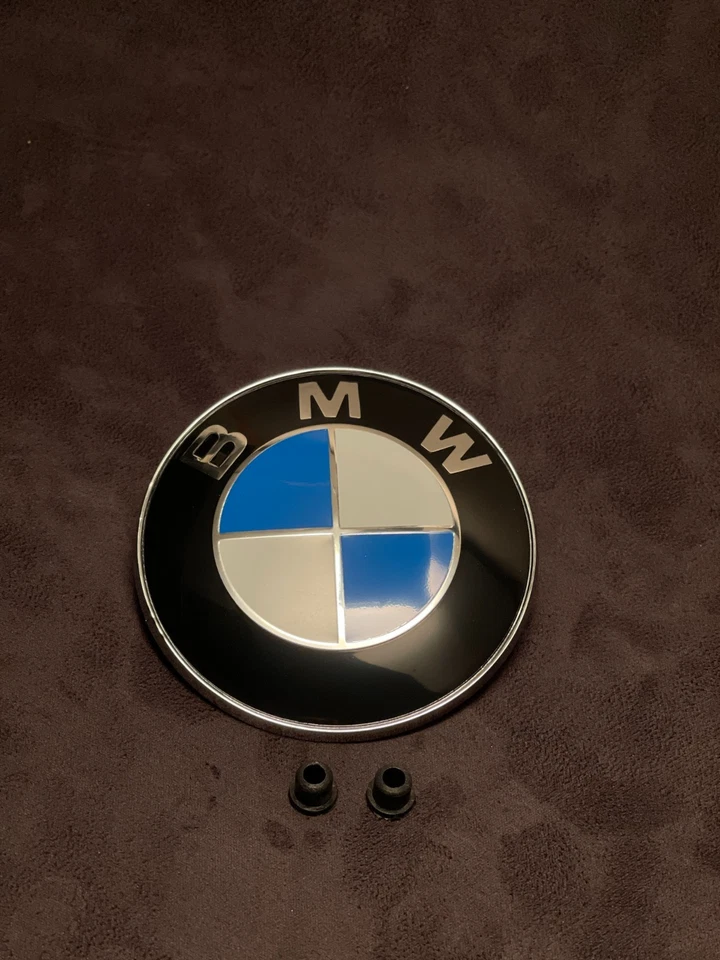 BMW Emblem 82mm Blau Weiss  E46, E90, F30, G20, F10, G30, E70, F15,G,E71,F16,etc - Bild 2 von 4