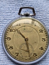 Reloj de bolsillo Admiral funciona pero se detiene muy rápido.