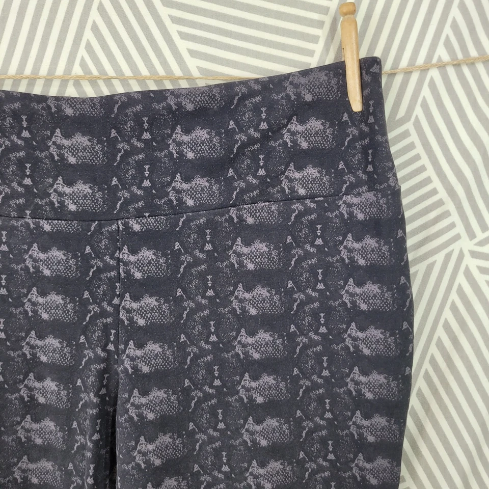 Lane Bryant Pull On Leggings Talla 2X 18/20 Tiro Alto Estampado Serpiente Cremallera Pantalones al Tobillo Foto 3 de 4