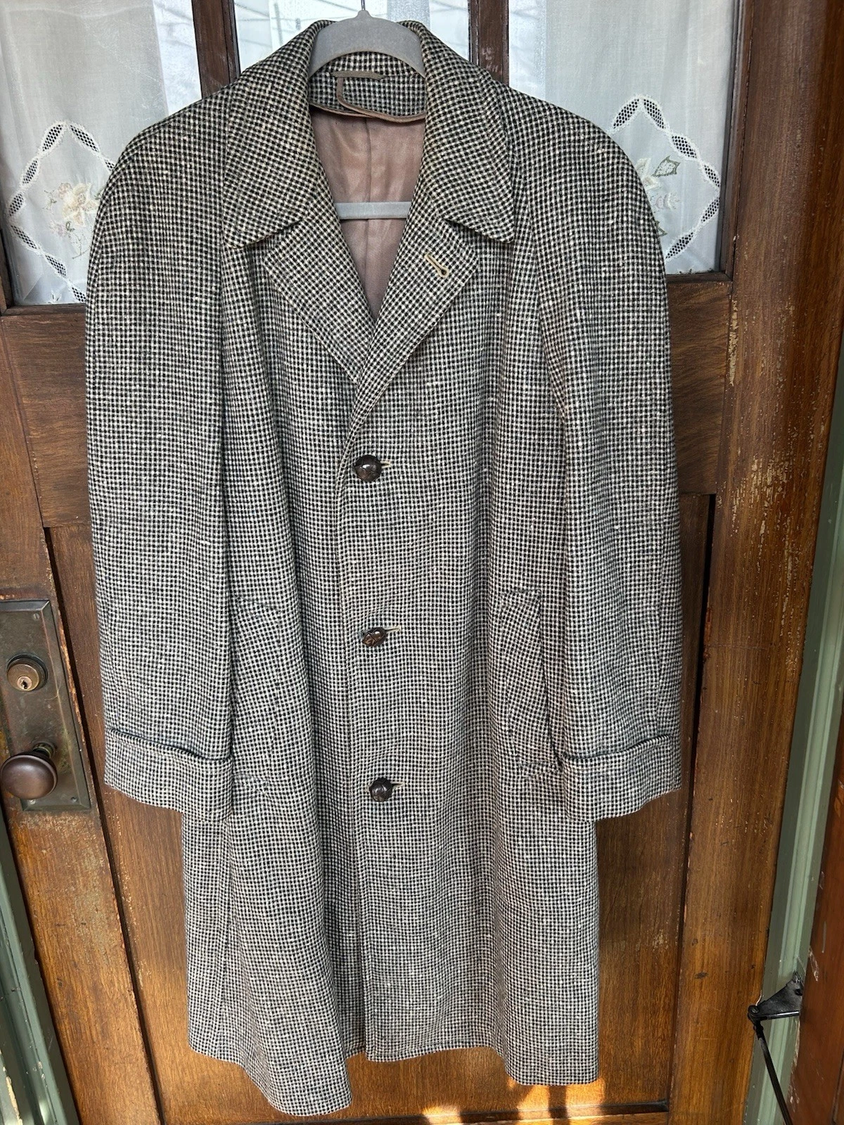 Vintage 50s 60s Tweed Overcoat Men’s Medium 38-40 Houndstooth Wool Topcoat - product detail image 1