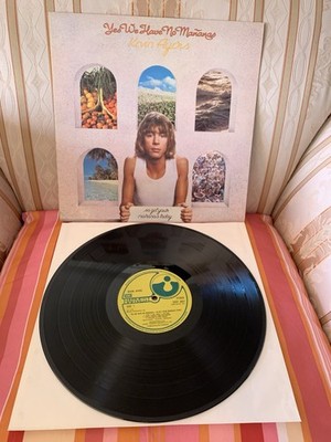 Kevin Ayers - Yes We Have No Mananas LP UK 1976, Harvest, Textured Cover, OIS