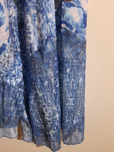 TAKING SHAPE BLUE IKAT SPARKLE TUNIC SIZE SMALL OUT OF THE BLUE PRINT - Picture 2 of 19