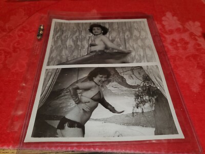 VINTAGE 1950s BURLESQUE 8 X 10 PHOTO OF ROBIN JEWELL FROM  G & S FILM CO
