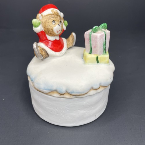 Vintage 80’s Homco Christmas 8904 Porcelain Santa Teddy Bear Jewelry Trinket Box