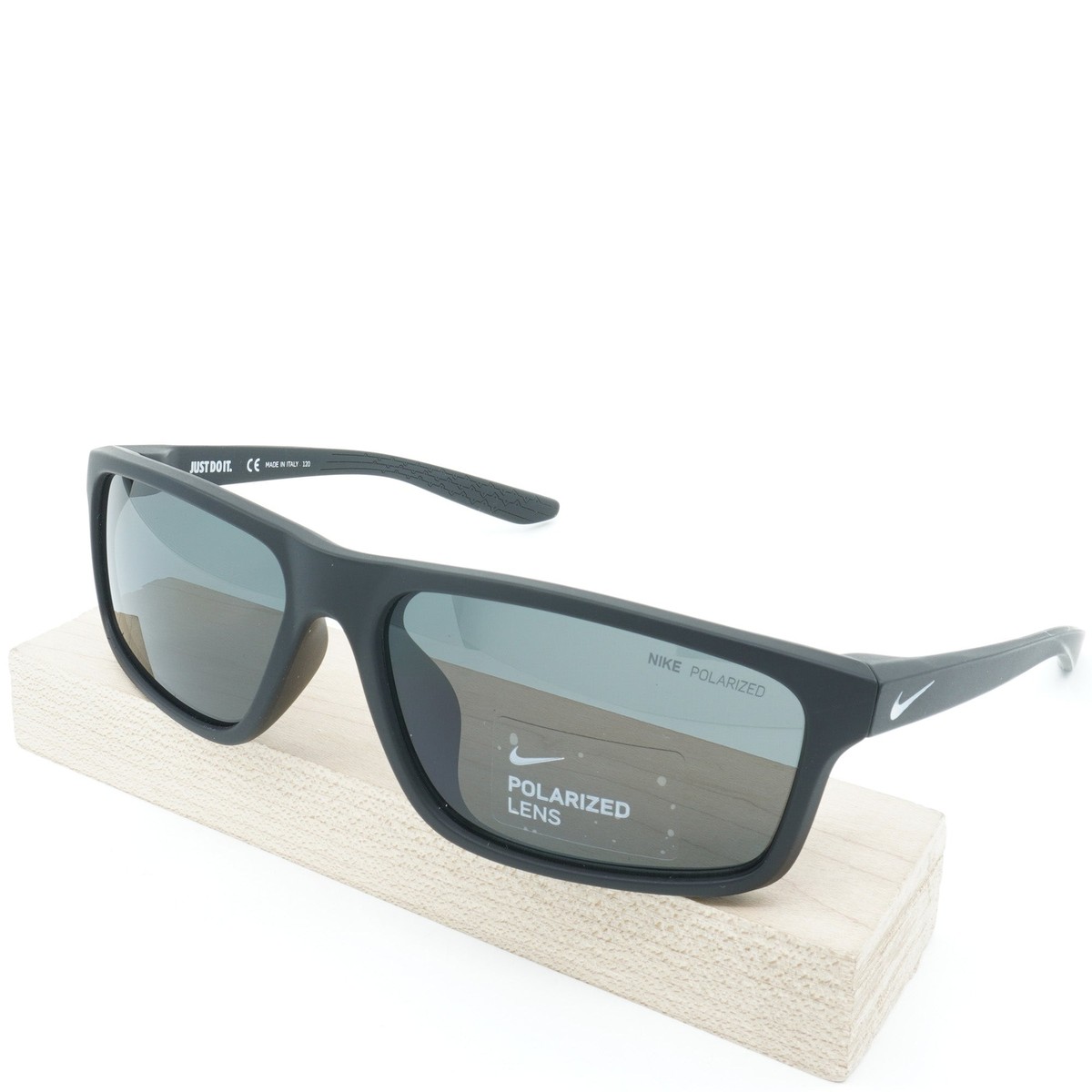 [CW4653-010] Mens Nike Chronicle P Polarized Sunglasses