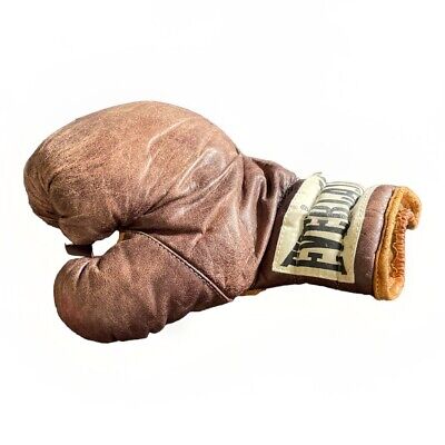 Single Vintage 1950's Everlast Brown Leather Boxing Gloves Single Vintage 1950's Everlast Brown Leather Boxing Gloves