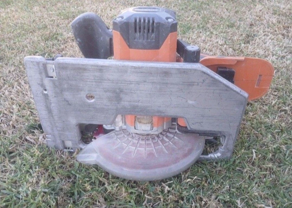 Rigid Power tool - Circular Saw - Image 2 of 2