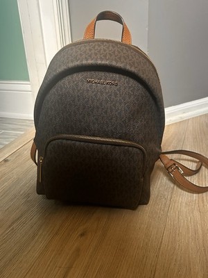 Michael Kors Erin Medium backpack Purse in Brown/Acorn Gently Used
