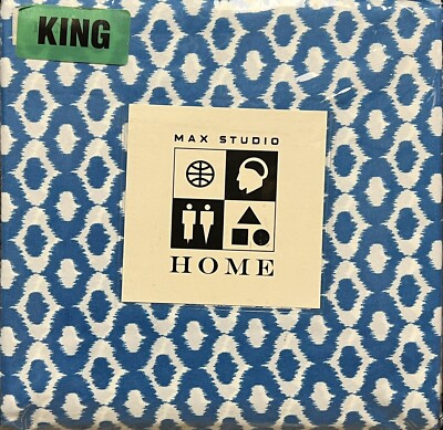 MAX STUDIO BLUE WHITE GEOMETRIC KING SHEET SET