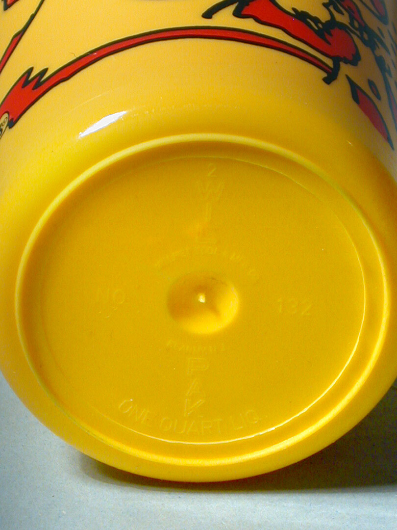 1972 Peter Max Jell-o Pop Art Shaker Cup Store Premium Plastic