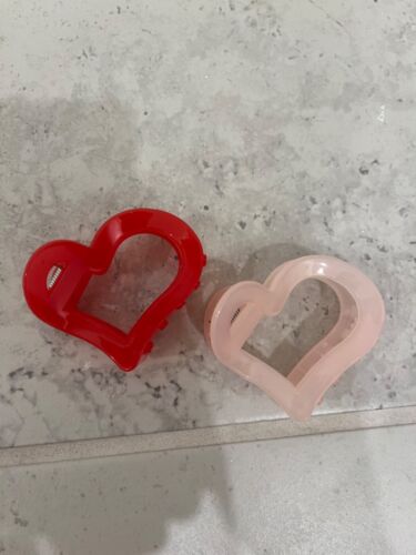 pink and red heart hair clips 2 pack