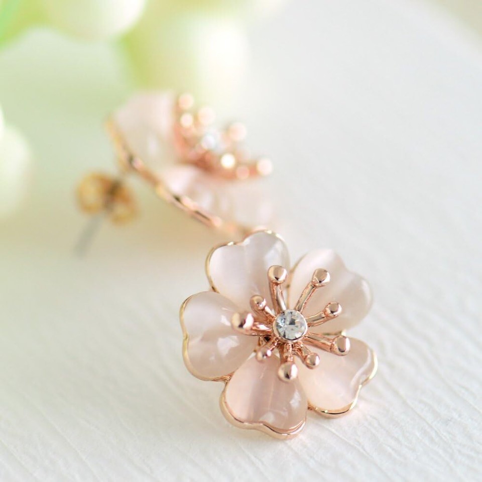 New IUHA SAKURA Cherry Blossom 18K pink goldplated earrings from Japan