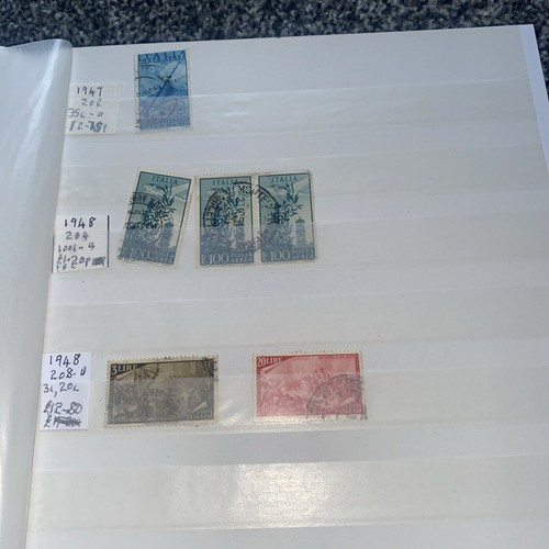 LARGE FOLDER OF Italy STAMPS MINT, USED, (505) - Bild 14 von 24
