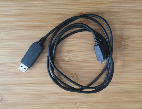 EADS Airbus Cassidian Tetra Thr9 thr8 thr880 USB Programming Cable ca121 - Picture 2 of 3