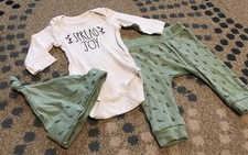 Rae Dunn Baby Gender Neutral 3pc Outfit