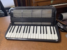 Settimio Soprani Piano Accordion Black 60 Bass 34 Treble Keys Harness Strap