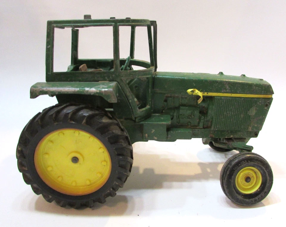 Old 1/16 Ertl John Deere 4430 Farm Tractor just pulled out of the trees weeds - Image 2 of 4