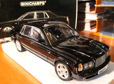 BENTLEY ARNAGE R 2002 marque: MINICHAMPS 1:18 - Photo 1/3