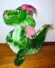 Disneyland Pete's Dragon Elliot Vintage Large Stuffed Plush Disney 14 Inch