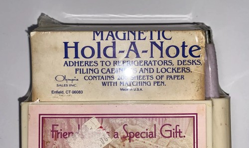 VTG Magnetic Hold-A-Note Fridge Magnet 200 Pages NOS - Picture 3 of 12