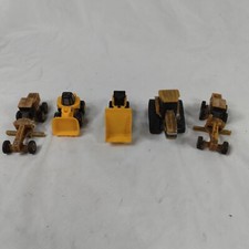 Die-Cast And Plastic CATERPILLAR Toys Lot Of 5 W CAT Farm Show Needs Cleaned