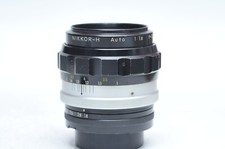 Nikon Nikkor 85mm F1.8 H Auto Manual Focus Lens