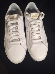 puma vikky platform white