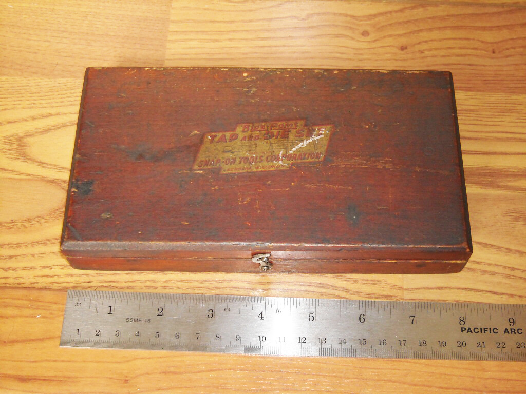 Vintage SNAP ON Tools BLUE POINT Tap and Die Set TD 2500 Complete WOOD