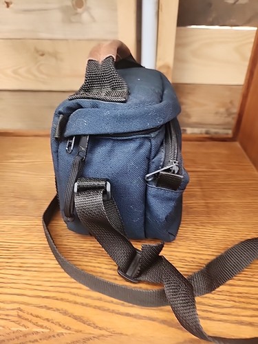 Vintage Tamrac Camera Bag Case Navy Blue Canvas + Suede USA Made 6x7 - Picture 4 of 7