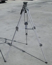 Ravelli AVTP Professional 55" 65mm Video Camera Tripod with Fluid Drag Head