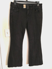 Pantalones de mezclilla elásticos acampanados negros cortos American Eagle para mujer 14 bolsillos