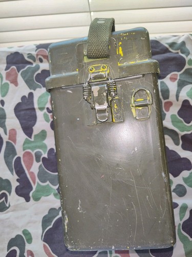 Vintage Signal Corps U.S.A. MX-239A/PT SWITCHBOARD SERVICE KIT ( CASE ONLY) - Picture 6 of 20