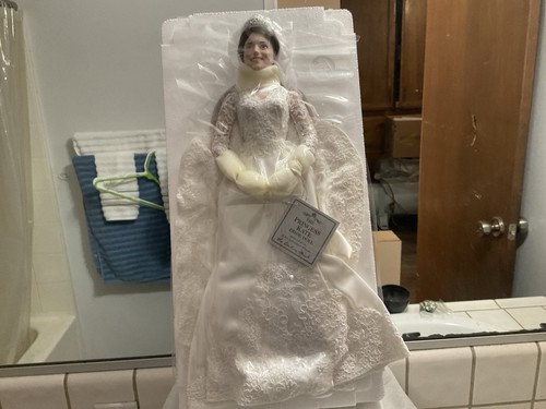 The Princess Kate Middleton 16" Bride Doll in Wedding Attire Danbury Mint 2011
