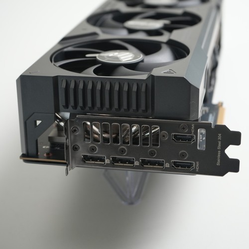 ASUS TUF Gaming NVIDIA GeForce RTX 4080 Super 16GB GDDR6X Graphics Card-Exc - Bild 3 von 16