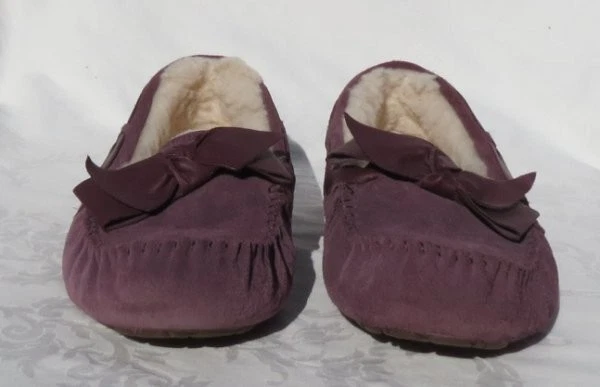 Zapatillas UGG US para mujer 10 UK 8 EU 41 mocasín de gamuza mocasín Dakota de cuero púrpura Foto 4 de 4
