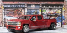 Greenlight 2018 Chevy Silverado 3500 HD 1/64 CUSTOM Lowered/Wheel Swap On 26s