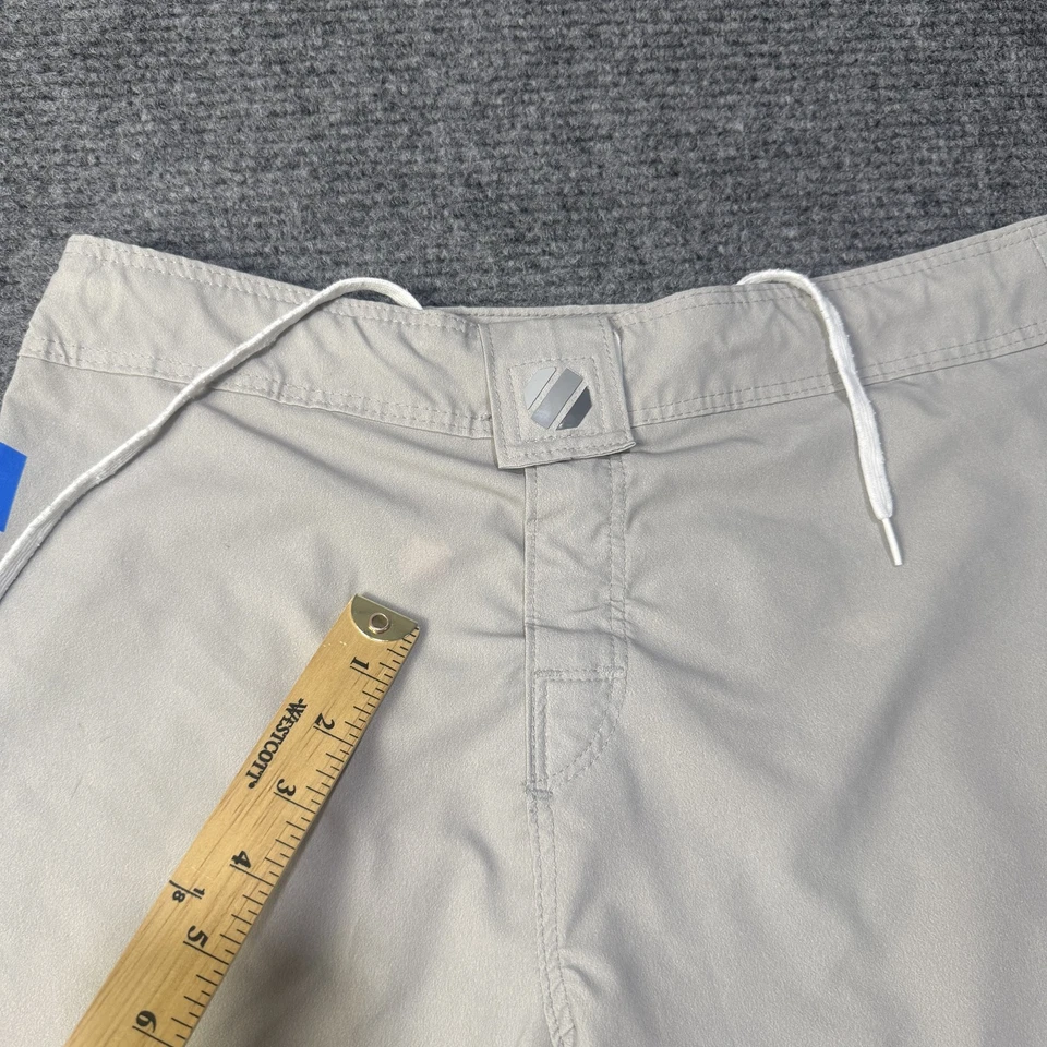 Pantalones Cortos UFC Fight Para Hombres 34 Gris Azul MMA Boardshorts Ligeros Poliéster Spandex Foto 4 de 4