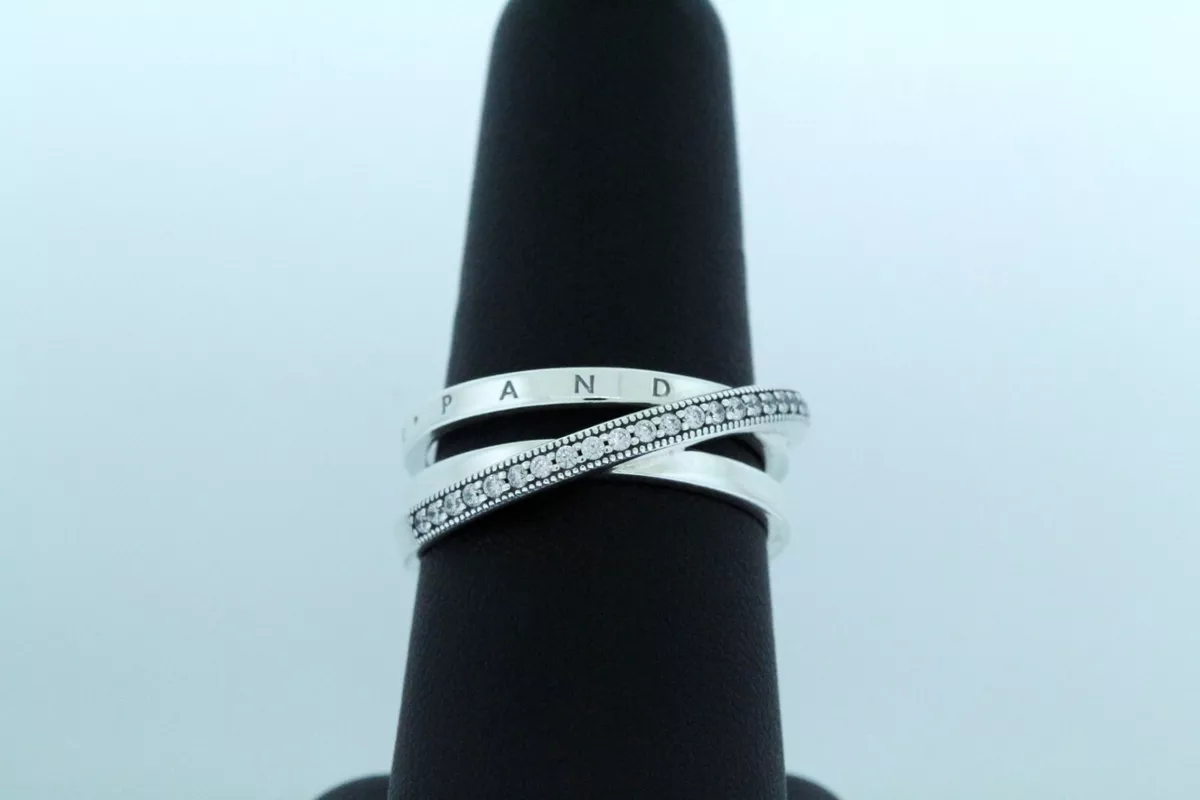 Crossover Pavé Triple Band Ring