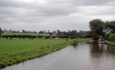 Photo 6x4 Canal and pasture near Burston, Staffordshire Aston-By-Stone Th c2011