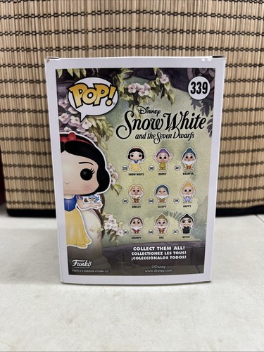 Funko Pop! Disney Snow White #339 Vinyl Figure - Picture 3 of 14