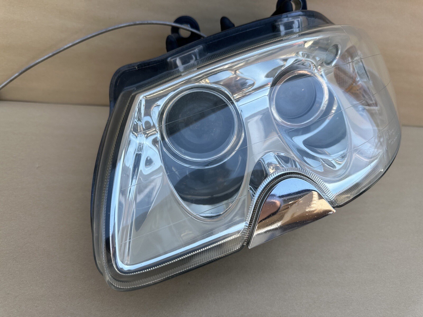 2005-2008 Maserati Quattroporte OEM Left Driver Xenon HID Headlight Assembly