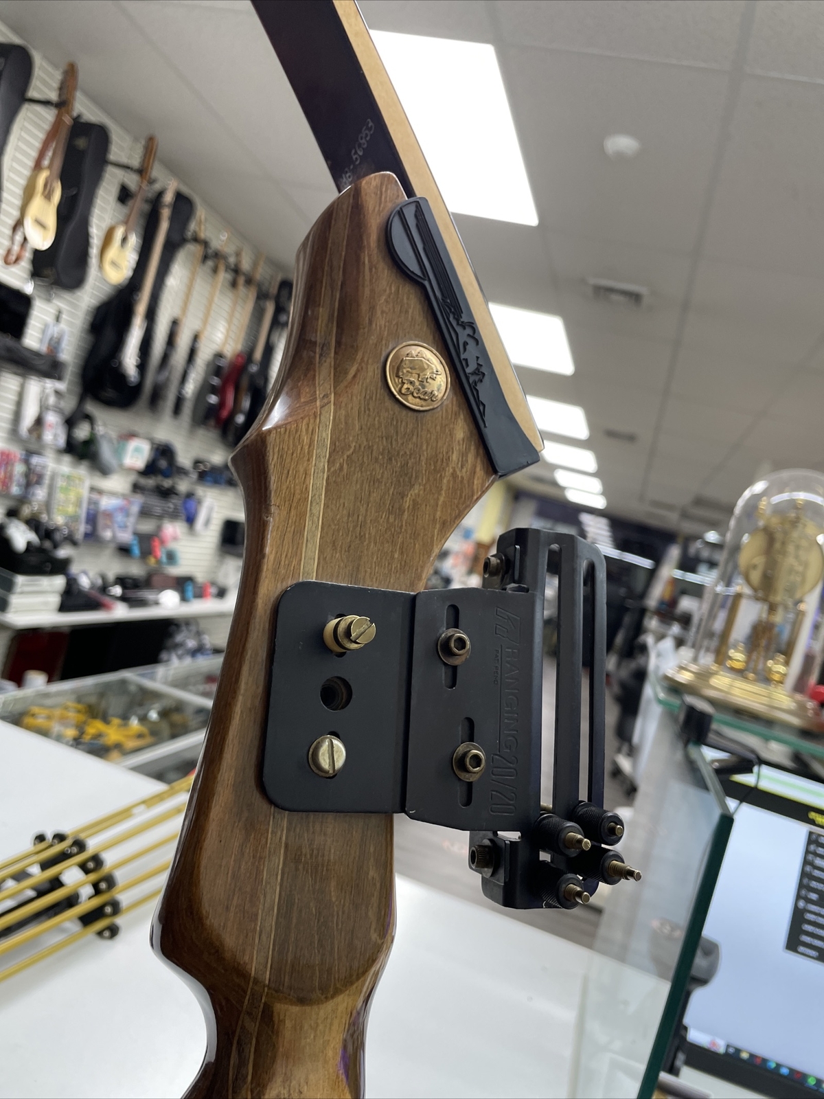 Vintage Bear Archery AMO COMPOUND 37” Bow & String + 8 Arrows And